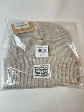 NEW LEVI STRAUSS BACK PATCH KNIT CAP/BEANIE HAT TAN
